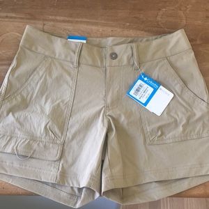 NWT Columbia Silver Ridge Stretch Hiking Shorts